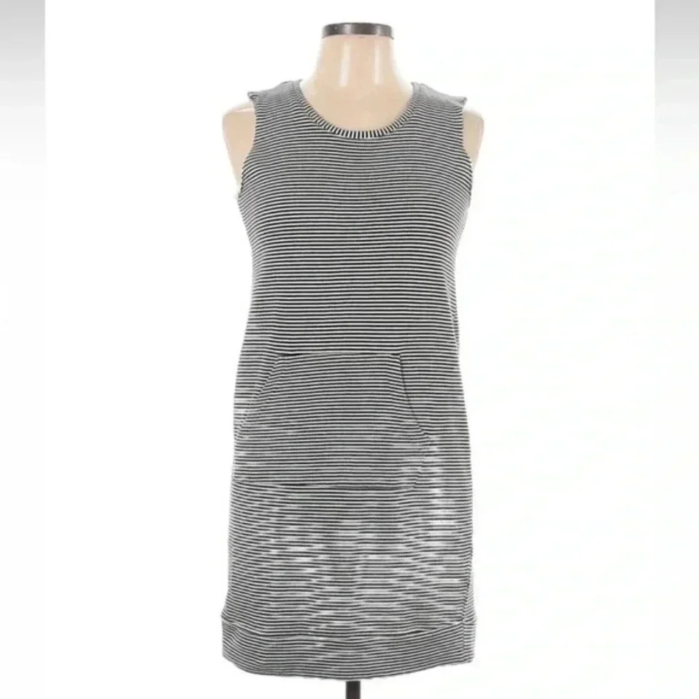 Neiman Marcus Grey Sleeveless Cotton Beach Swim Pullover Coverup Dress Size M
